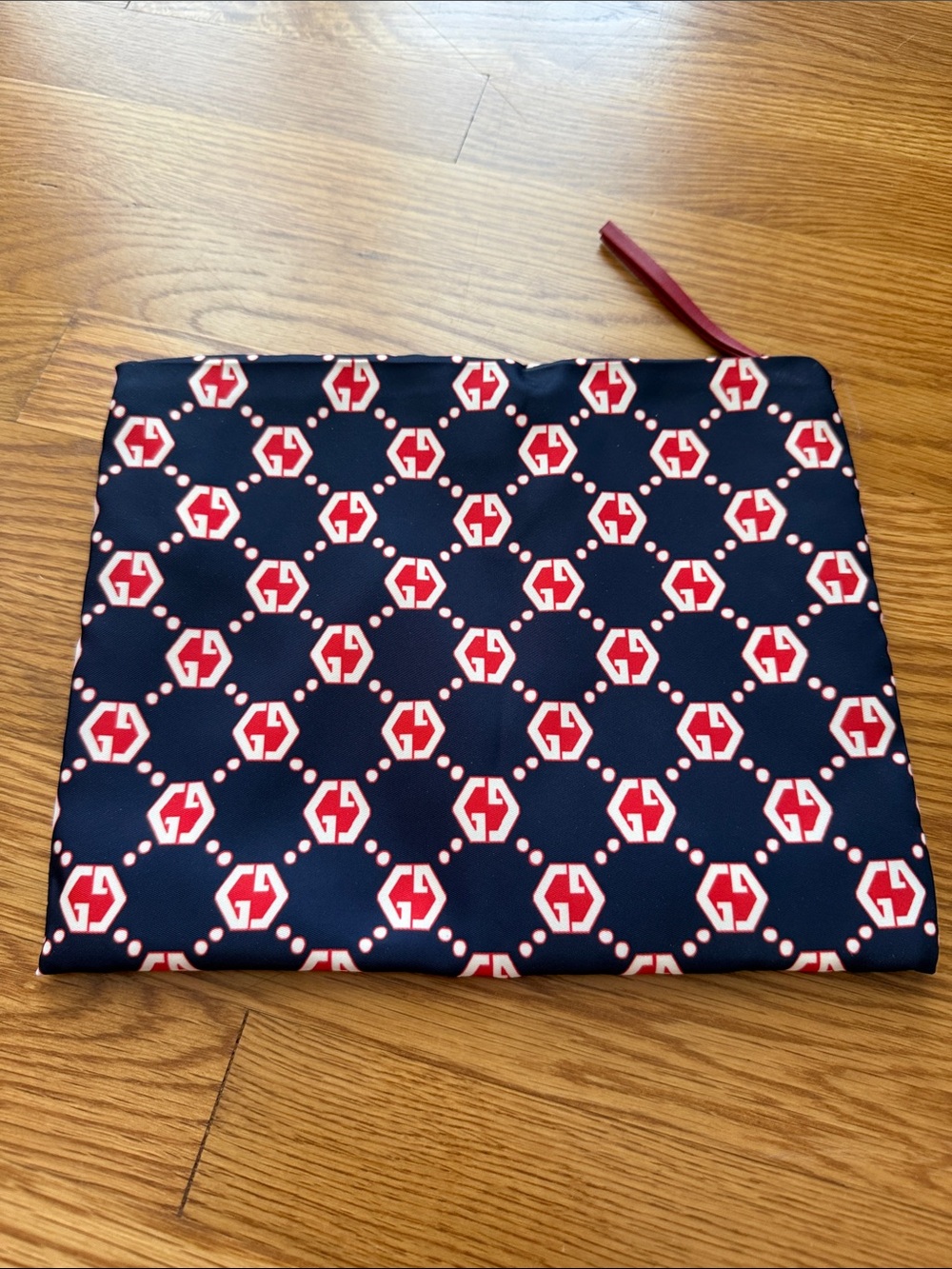 Gucci boutique pouch